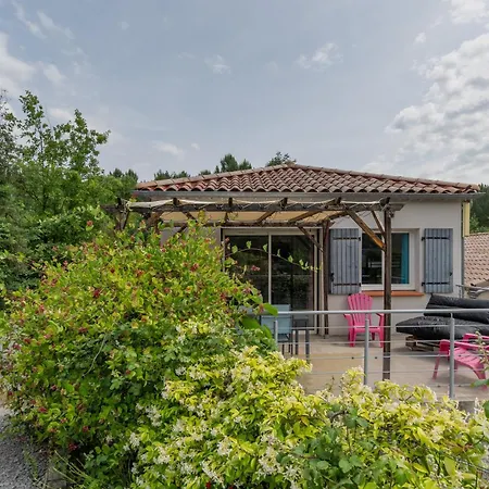 בית נופש Le Pequelet Payzac (Ardeche)